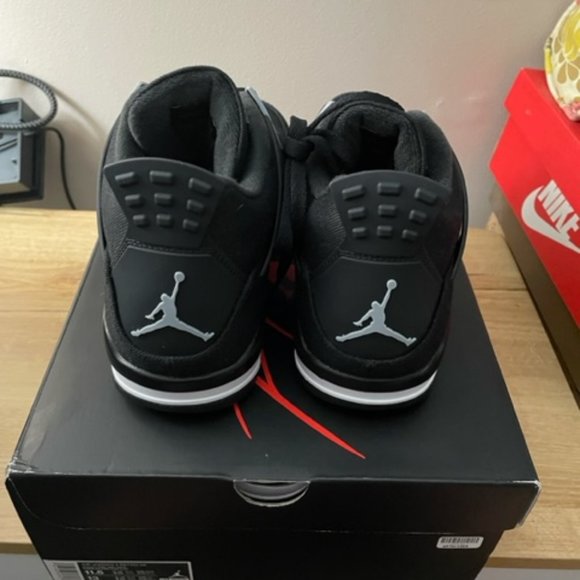 Air Jordan 4 Retro SE (Black Canvas) main image 8